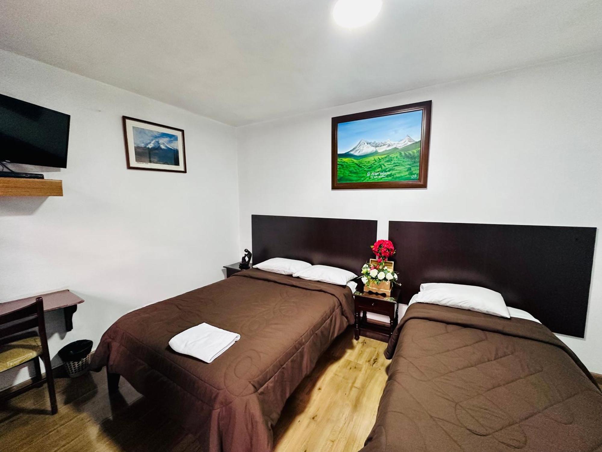 Hotel Montecarlo Riobamba Eksteriør billede