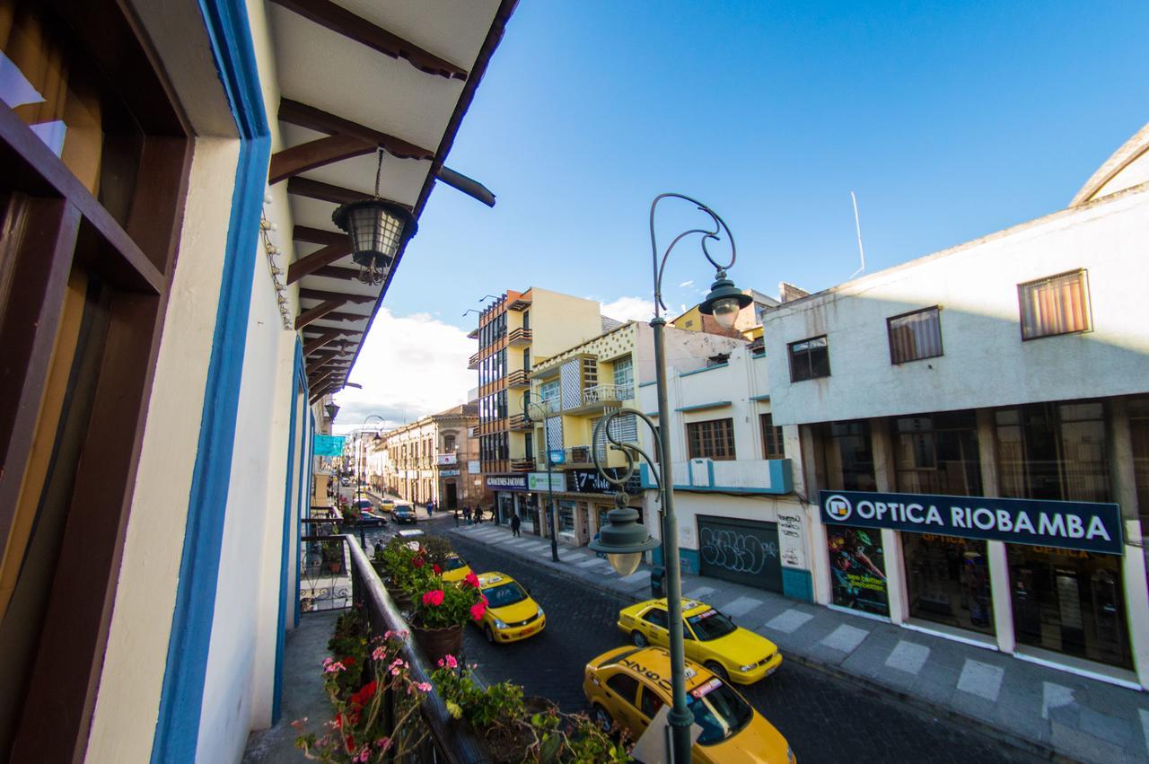 Hotel Montecarlo Riobamba Eksteriør billede