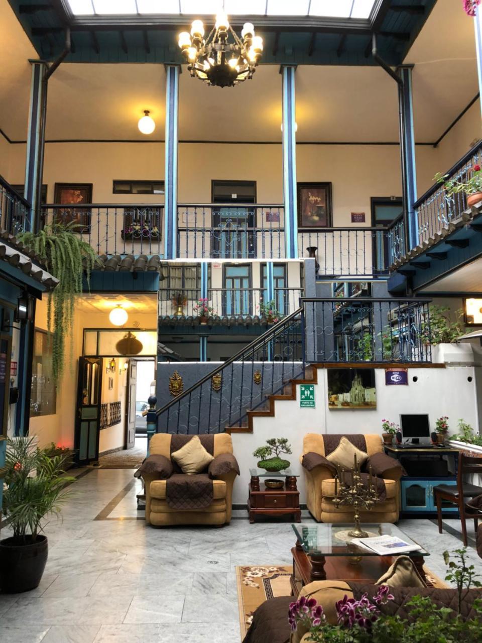 Hotel Montecarlo Riobamba Eksteriør billede